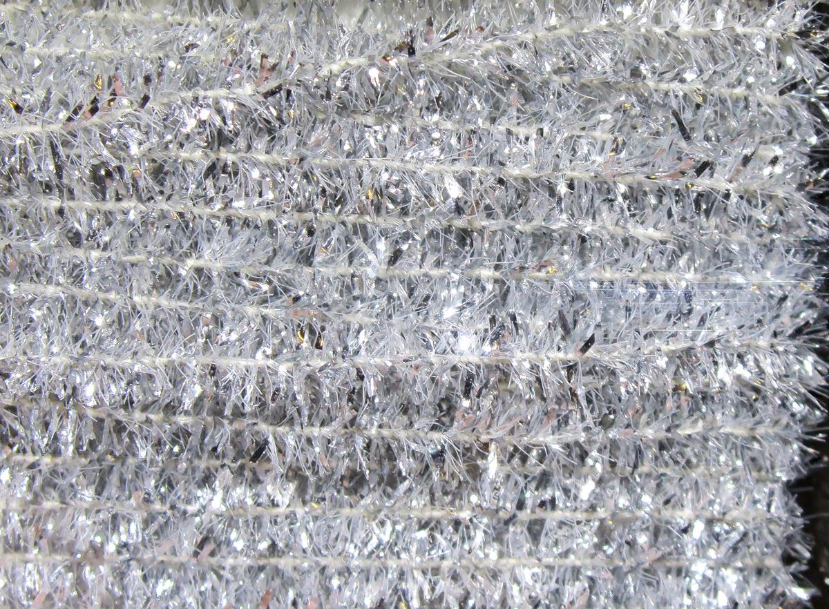 Hareline Solid Tinsel Chenille - Image 2