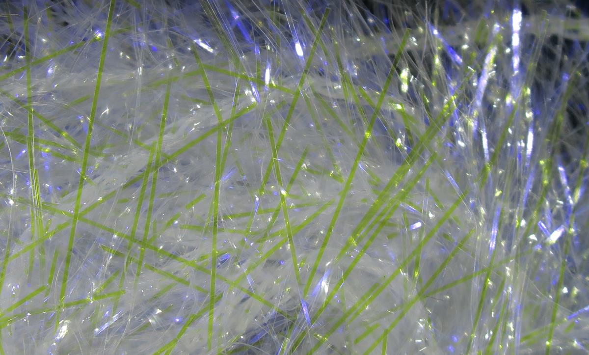 Hareline UV Polar Chenille - Image 3