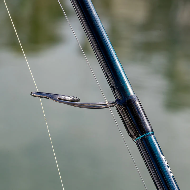 Tsunami Carbon Shield III Spinning Rods - Image 8